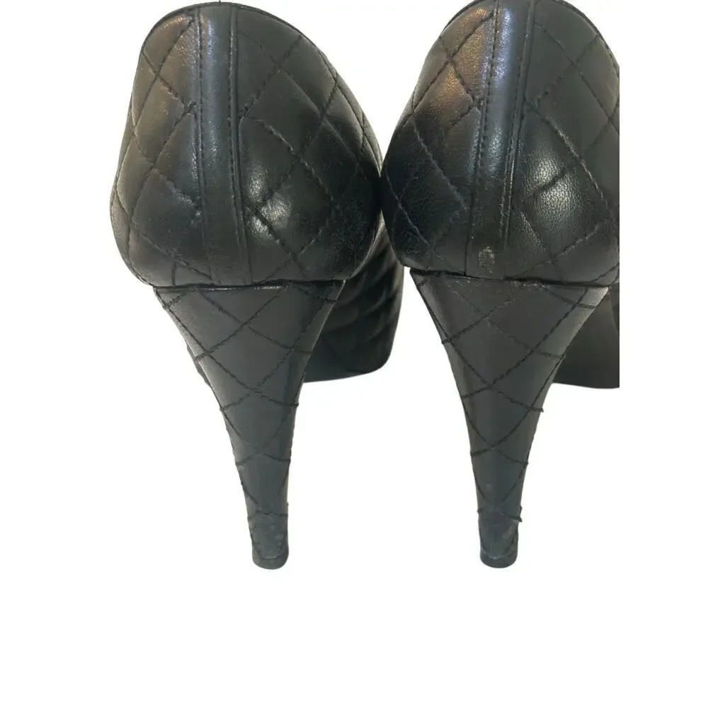 Chanel Women's Black Quilted Lambskin Leather Cap Toe Pump Heels Size 38 - Picture 9 of 14